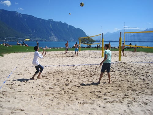 https://imagedelivery.net/MvAo_D3s9gUte9MaPXkmyw/alpadia-french-language-program-teens-montreux/ALPADIA_20_MontreuxRiviera_Volleyball.jpg/coursedetailxgallery